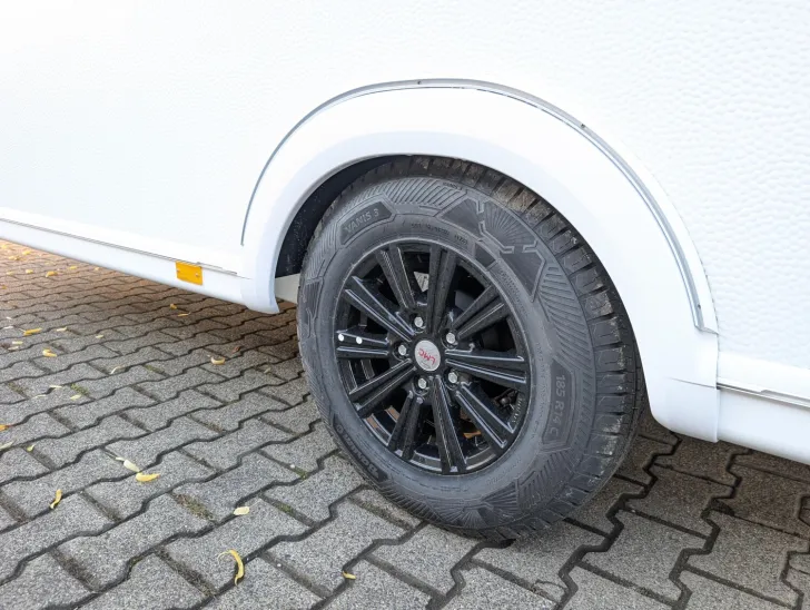 Fahrzeugbild LMC e-dero 470 K #18