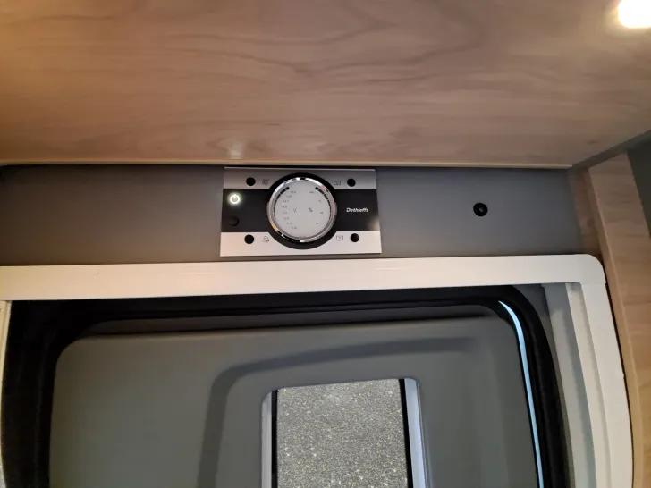 Fahrzeugbild Dethleffs Just Camp Active T 6812 EB Hubbett, Sat, TV #11
