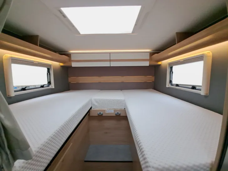 Fahrzeugbild Dethleffs Just Camp Active T 6812 EB Hubbett, Sat, TV #15