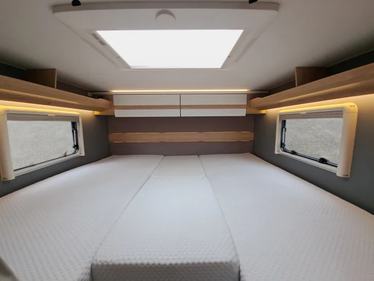 Fahrzeugbild Dethleffs Just Camp Active T 6812 EB Hubbett, Sat, TV #16