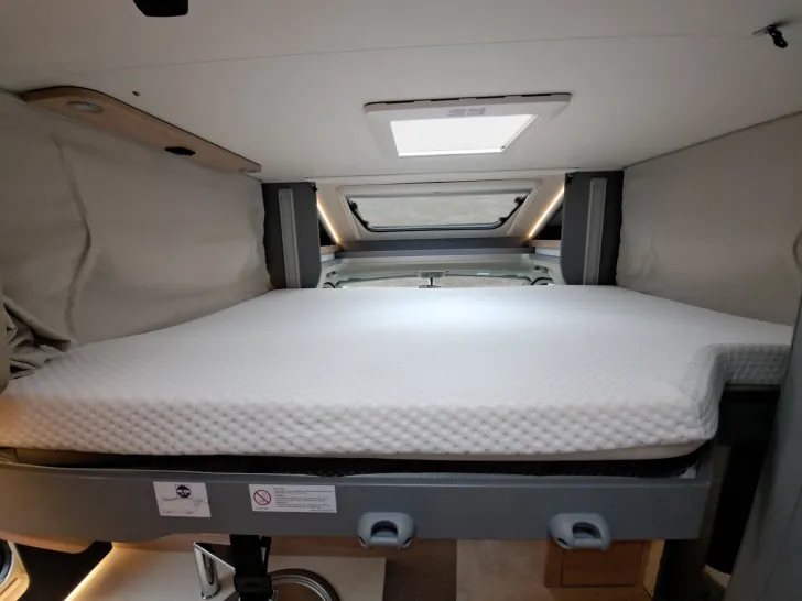 Fahrzeugbild Dethleffs Just Camp Active T 6812 EB Hubbett, Sat, TV #21