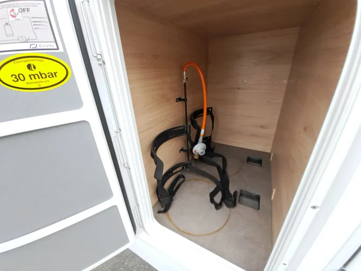Fahrzeugbild Dethleffs Just Camp Active T 6812 EB Hubbett, Sat, TV #26