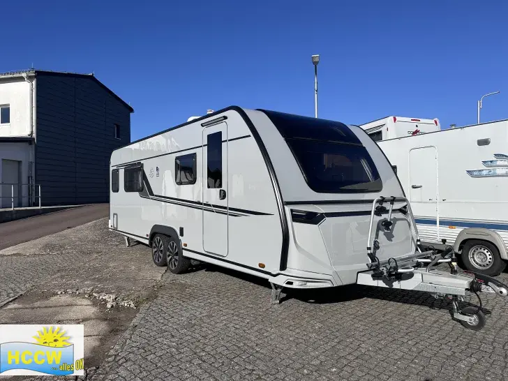 Fahrzeugbild Knaus Südwind 650 PXB 60 YEARS Mover 4x4 , TV, Backofen #1