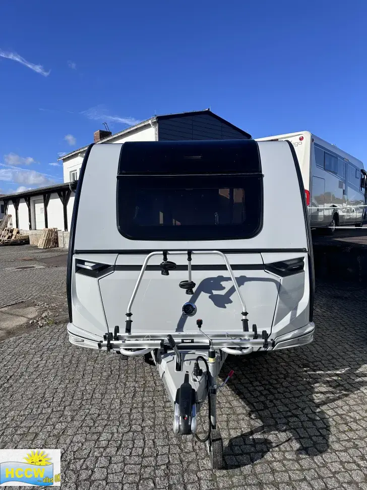 Fahrzeugbild Knaus Südwind 650 PXB 60 YEARS Mover 4x4 , TV, Backofen #3