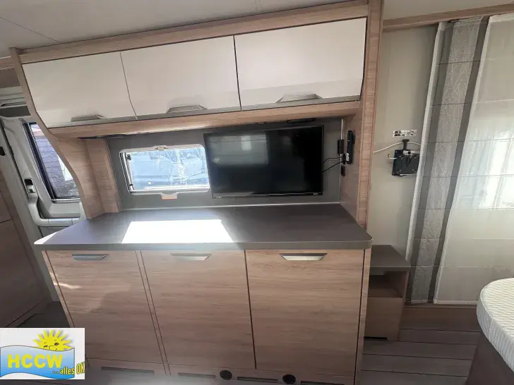 Fahrzeugbild Knaus Südwind 650 PXB 60 YEARS Mover 4x4 , TV, Backofen #7