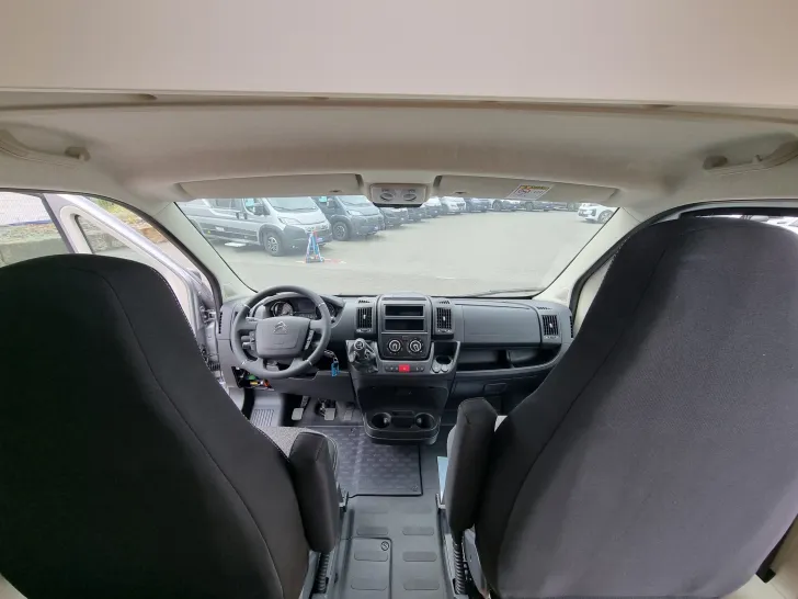 Fahrzeugbild Clever Drive 600, 165PS, Markise! #10