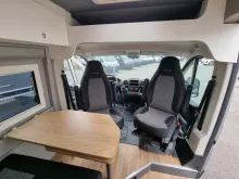 Fahrzeugbild Clever Drive 600, 165PS, Markise! #12