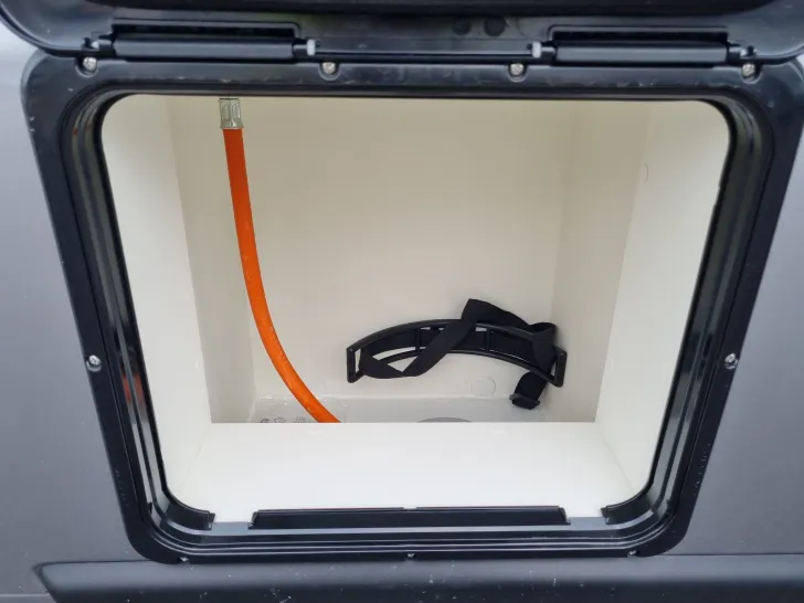 Fahrzeugbild Clever Drive 600, 165PS, Markise! #31
