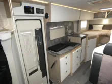 Fahrzeugbild Frankia NEO MT 7 GDK BLACK LINE - Hubstützen, Sat-Twin uvm. #13