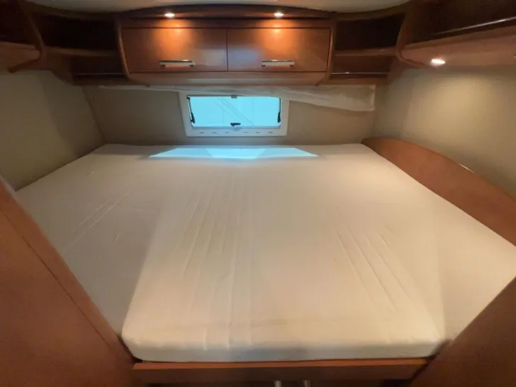 Fahrzeugbild Carthago C-TOURER I 142 FESTBETT/HECKGARAGE/PANORAMA/AHK #12