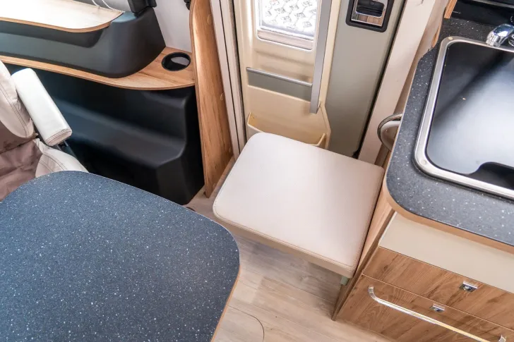 Fahrzeugbild Pilote G650C Essentiel *Automatik*AHK*Solar*SAT*RFK* #14