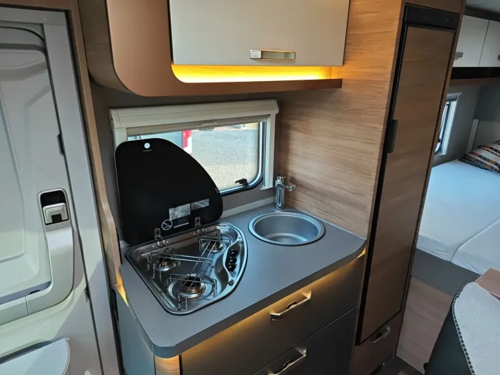 Fahrzeugbild Weinsberg CaraCompact 600 MF Edition [PEPPER] #13