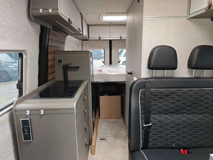 Fahrzeugbild Hymer Grand Canyon S CrossOver 600 #18