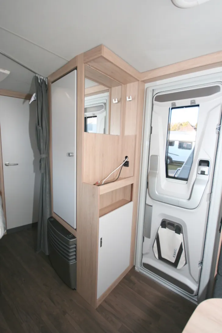 Fahrzeugbild Knaus Sport 450 FU #7