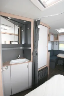 Fahrzeugbild Knaus Sport 450 FU #13