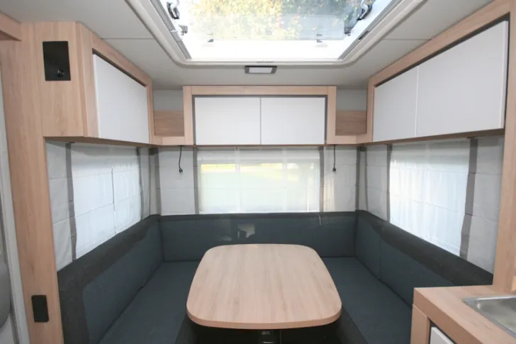 Fahrzeugbild Knaus Sport 450 FU #16