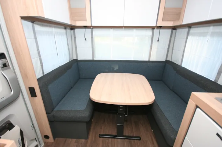 Fahrzeugbild Knaus Sport 450 FU #17