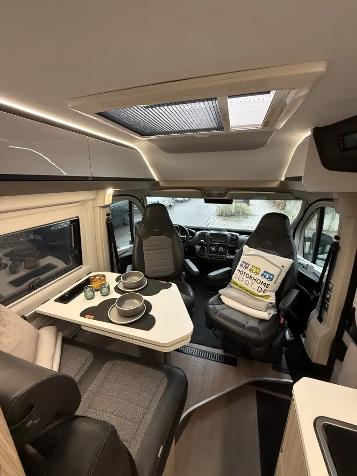 Fahrzeugbild Adria Twin Plus 640 SGX Automatik, 140PS #5