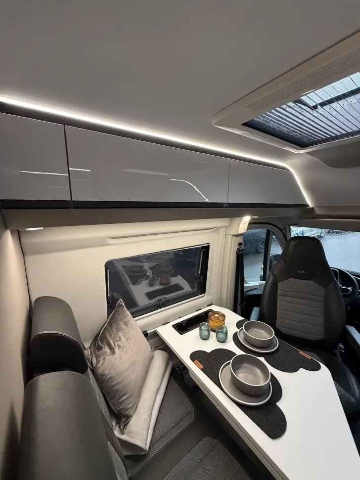 Fahrzeugbild Adria Twin Plus 640 SGX Automatik, 140PS #22