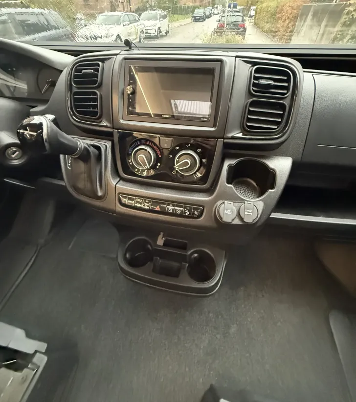 Fahrzeugbild Adria Twin Plus 640 SGX Automatik, 140PS #27