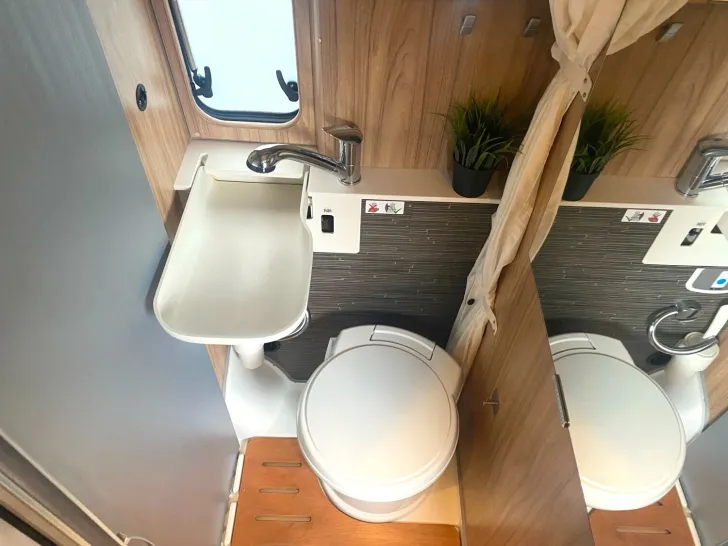 Fahrzeugbild Hymer Ayers Rock Fiat Schlafdach,Automatik,D-Heizung #13