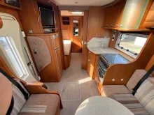 Fahrzeugbild Pilote Explorateur 715 #3