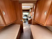 Fahrzeugbild Pilote Explorateur 715 #18