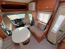 Fahrzeugbild Pilote Explorateur 715 #23