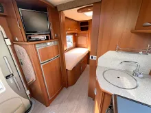 Fahrzeugbild Pilote Explorateur 715 #28