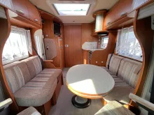 Fahrzeugbild Pilote Explorateur 715 #36