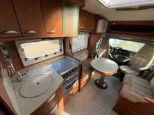 Fahrzeugbild Pilote Explorateur 715 #43