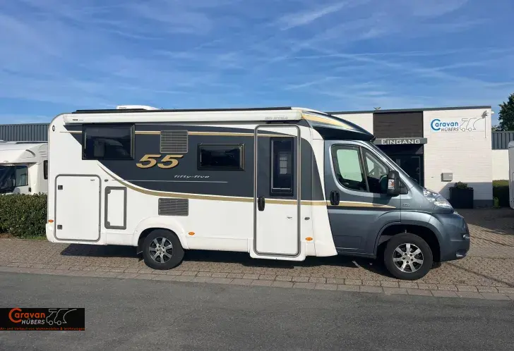 Fahrzeugbild Bürstner Nexxo T 690 G Fifty-Five #2