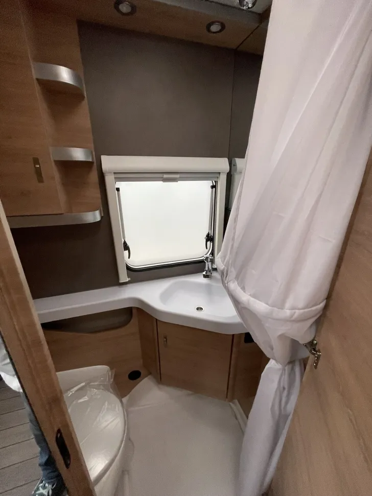 Fahrzeugbild Knaus Südwind BLACK SELECTION 500 EU Einzelbetten #11