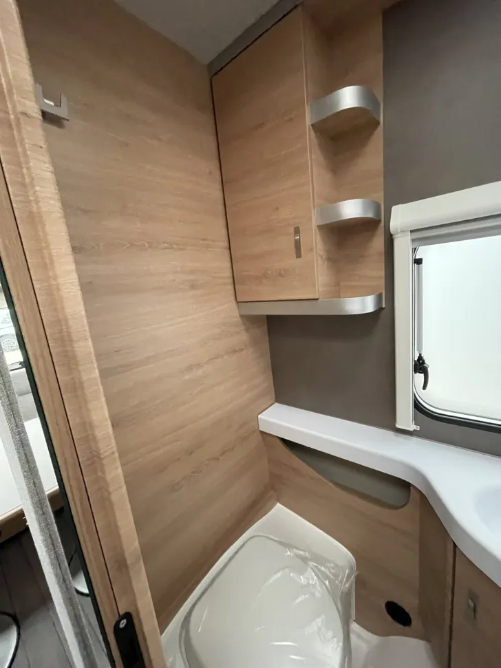 Fahrzeugbild Knaus Südwind BLACK SELECTION 500 EU Einzelbetten #12