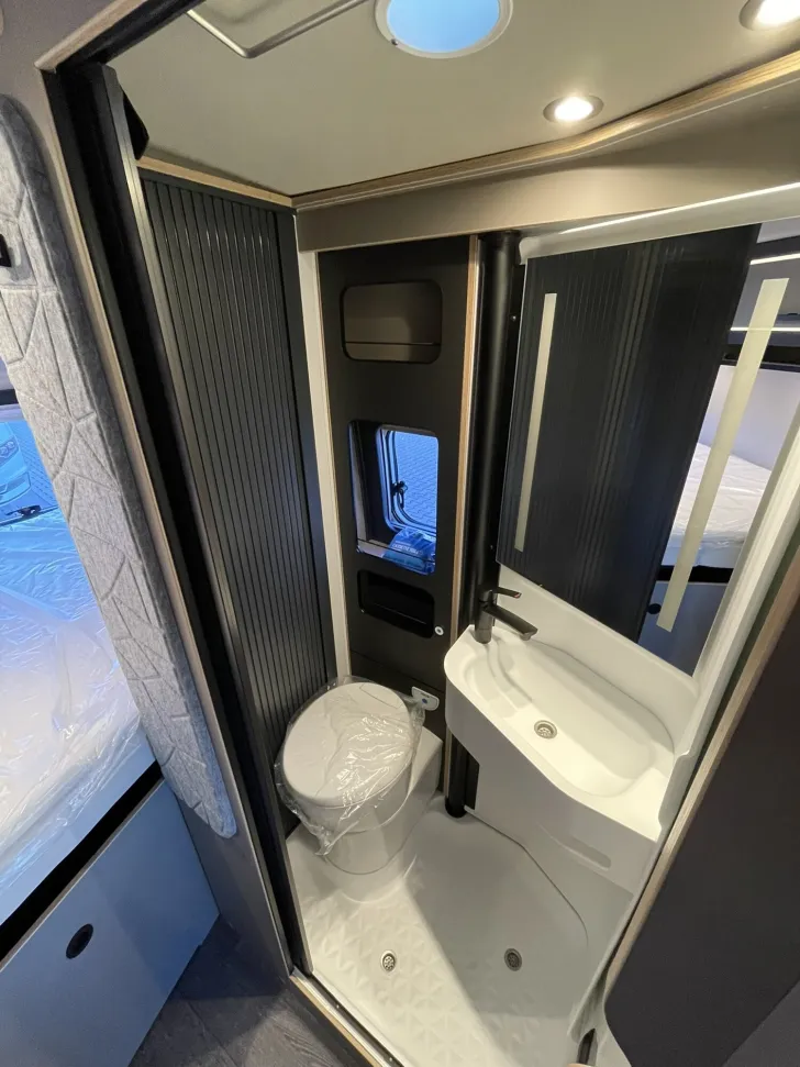 Fahrzeugbild Weinsberg CaraBus GREY EDITION FIRE 600 MQ Sondermodell #18