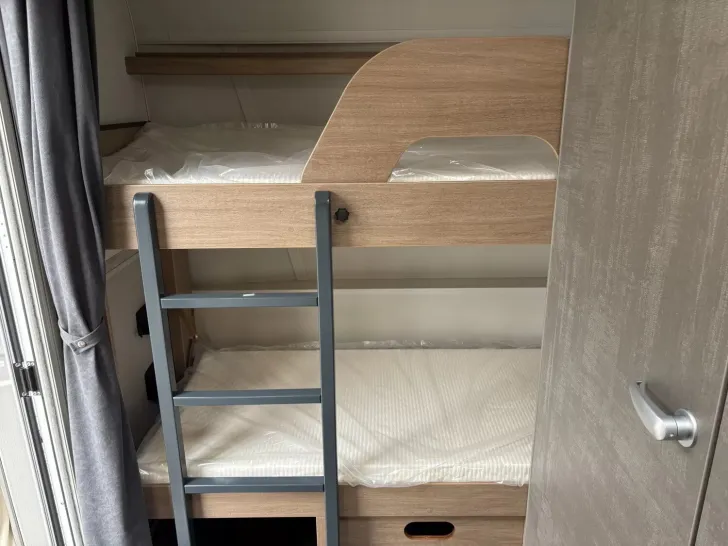 Fahrzeugbild Tabbert Senara 460 DMK 2,3 aus Vermietflotte #23