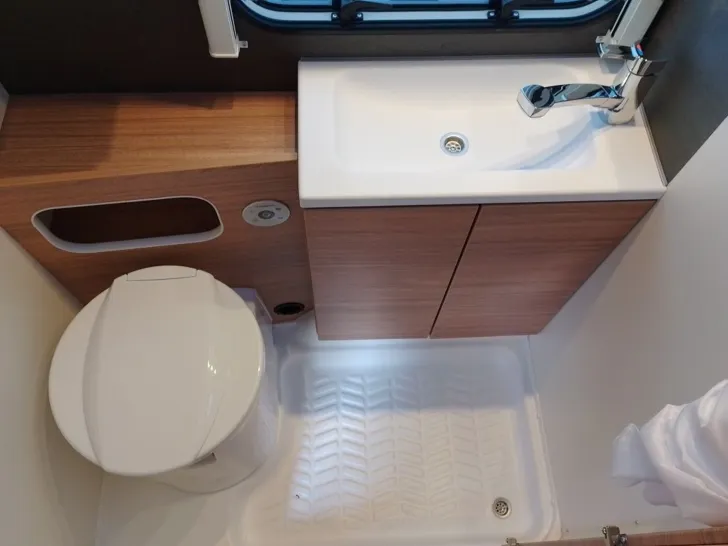 Fahrzeugbild Weinsberg CaraOne 480 EU #10