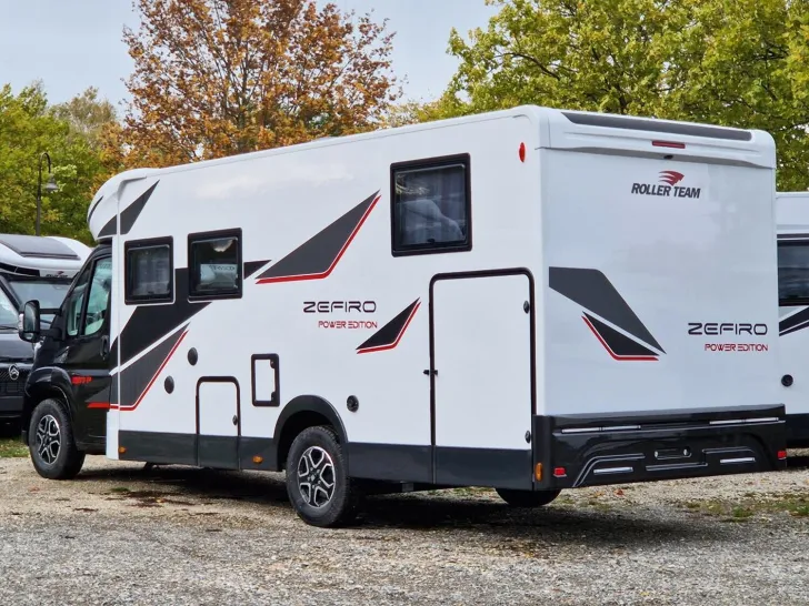 Fahrzeugbild Roller Team Zefiro Power Edition 287 P 180PS*WIFI*AUTOMATIK* #3