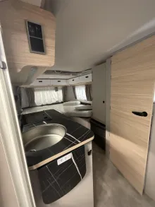 Fahrzeugbild Hymer Eriba Eriba Touring 542 Mover, Silver-Edition, MJ27 #13