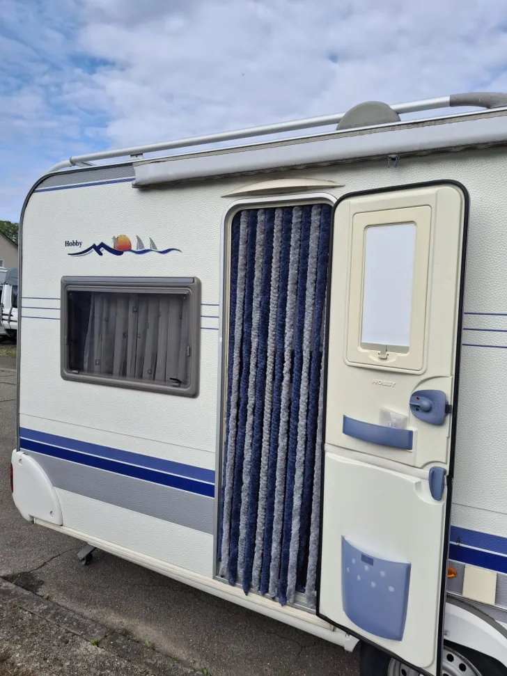 Fahrzeugbild Hobby De Luxe 460 UFe Gepflegt #5