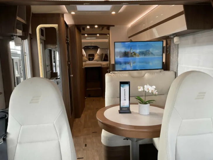 Fahrzeugbild Hymer B-ML 880 I / BML880 / hydr. Hubstützen / Solar #11