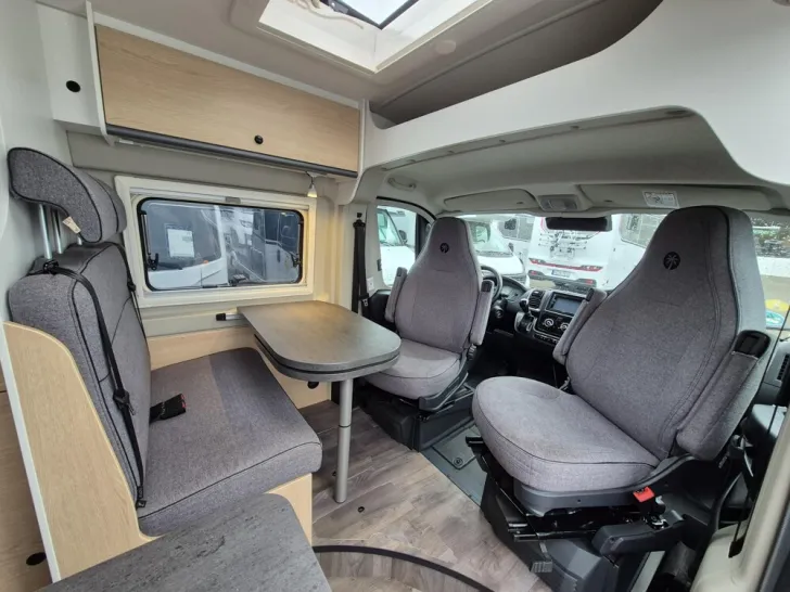 Fahrzeugbild Sunlight Camper Van Cliff 600 Adventure Edition #7