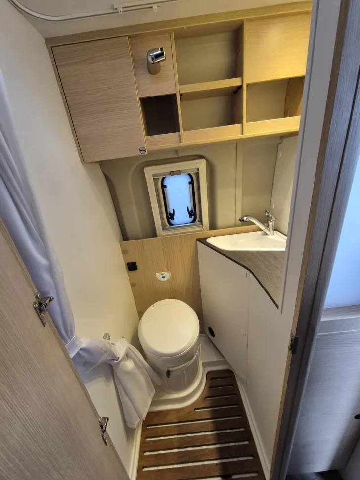Fahrzeugbild Sunlight Camper Van Cliff 600 Adventure Edition #11