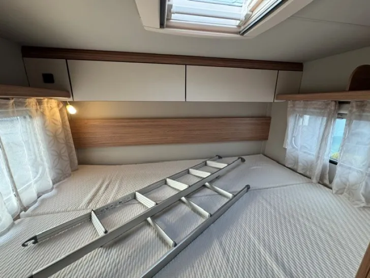 Fahrzeugbild Weinsberg CaraHome 650 DG 140 PS - 17.000 Km #9