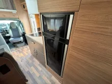 Fahrzeugbild Weinsberg CaraHome 650 DG 140 PS - 17.000 Km #11