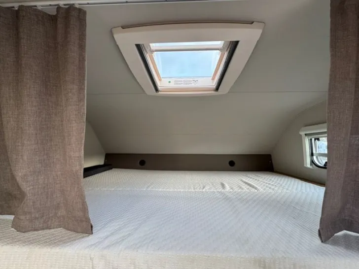 Fahrzeugbild Weinsberg CaraHome 650 DG 140 PS - 17.000 Km #13