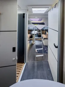 Fahrzeugbild Challenger Teilintegriert 328 Graphite Premium - SMILLA #21