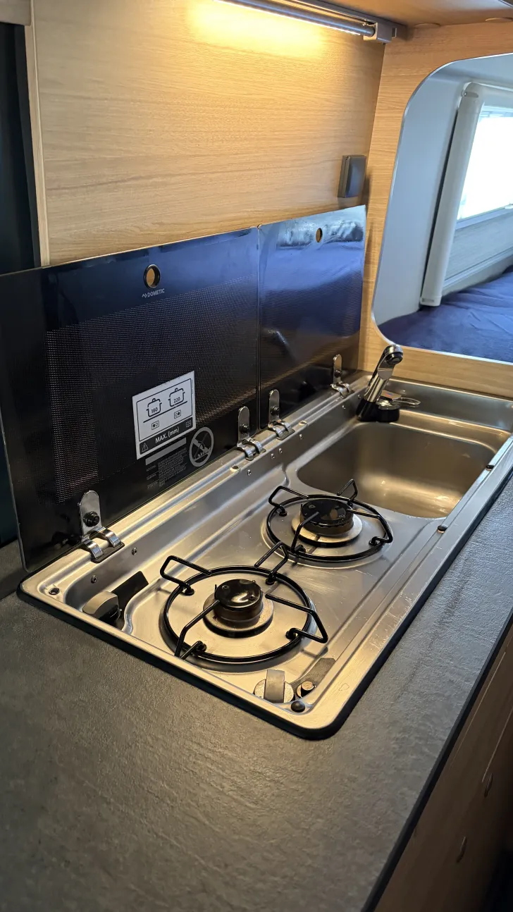 Fahrzeugbild Pössl R 640 #8