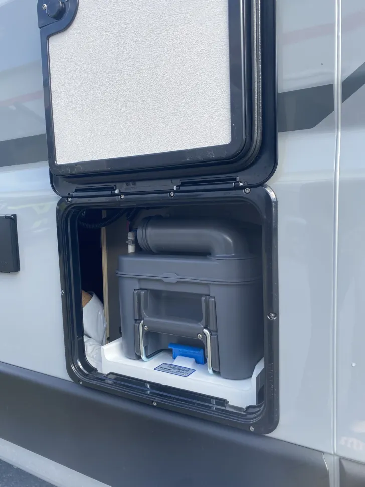 Fahrzeugbild LMC Innovan 540 /Schlafdach #11