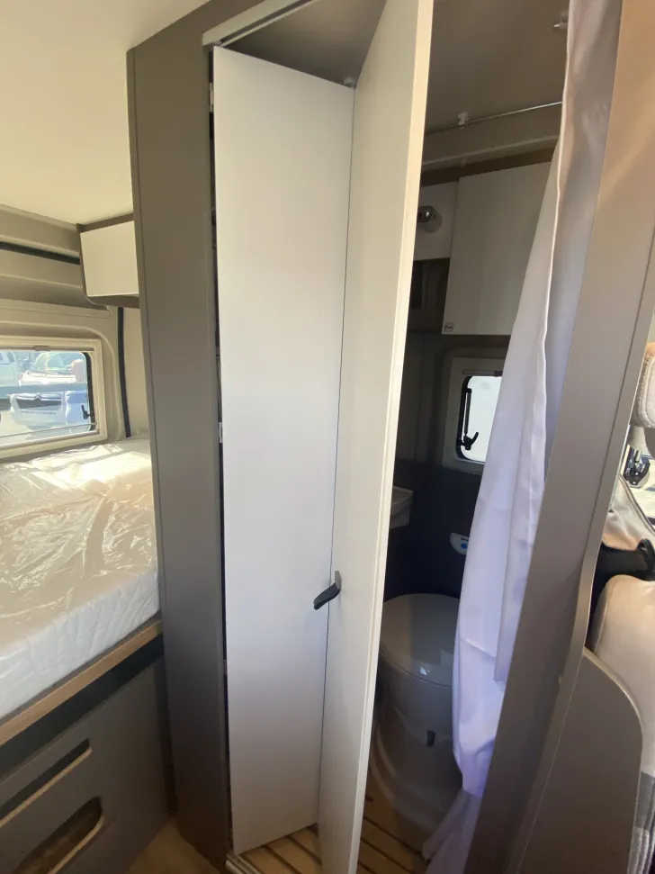 Fahrzeugbild LMC Innovan 540 /Schlafdach #26